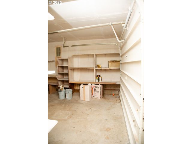 28 S GEE CREEK Loop, Ridgefield, WA 98642