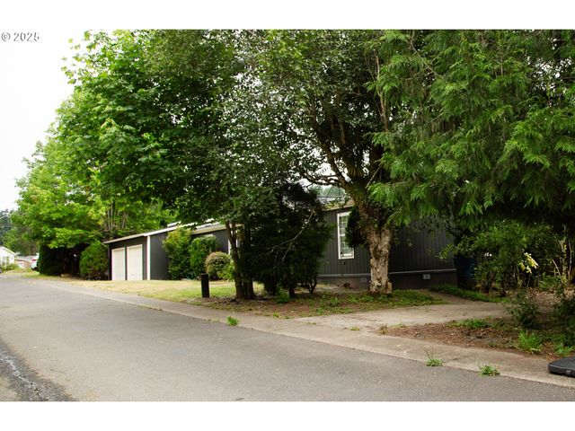 28 S GEE CREEK Loop, Ridgefield, WA 98642
