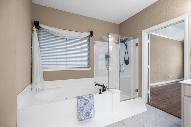 2408 Sawgrass Court, League City, TX 77573