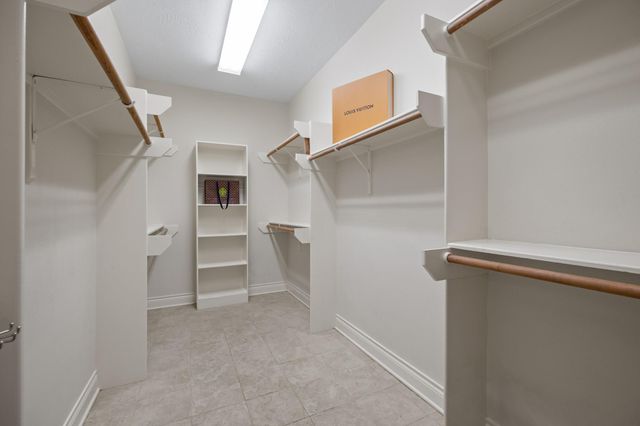 2408 Sawgrass Court, League City, TX 77573