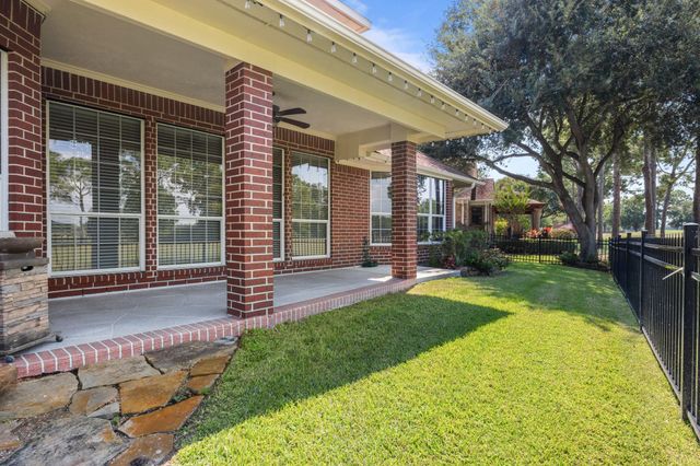 2408 Sawgrass Court, League City, TX 77573