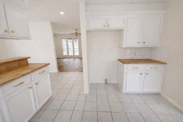 449 Stephen F Austin Drive, Conroe, TX 77302