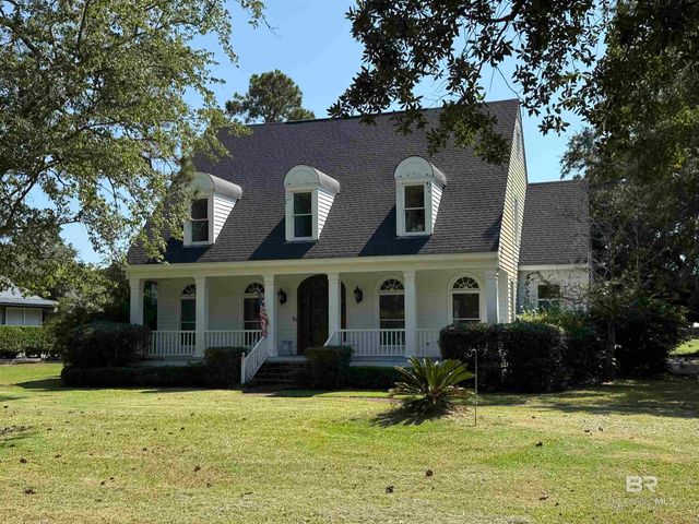 417 Wedgewood Drive, Gulf Shores, AL 36542