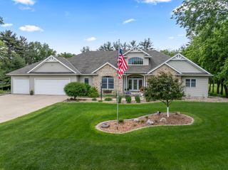 2203 12th Avenue SW, Austin, MN 55912