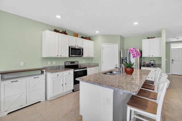 11112 AMBER RIDGE DRIVE, Zellwood, FL 32798