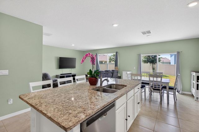 11112 AMBER RIDGE DRIVE, Zellwood, FL 32798