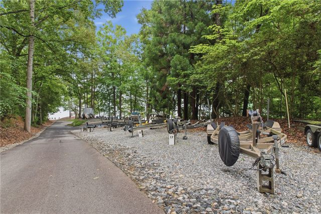 6 Westwind Court, Salem, SC 29676