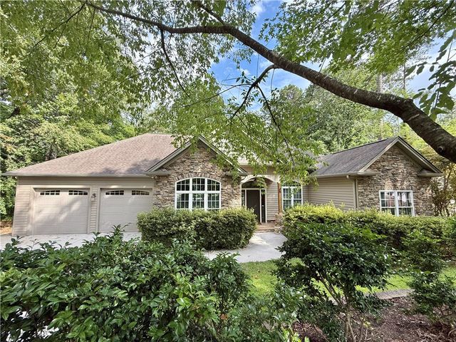 6 Westwind Court, Salem, SC 29676