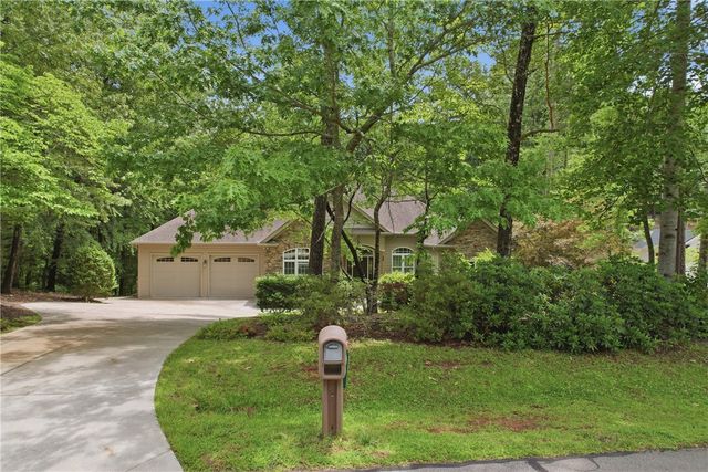 6 Westwind Court, Salem, SC 29676