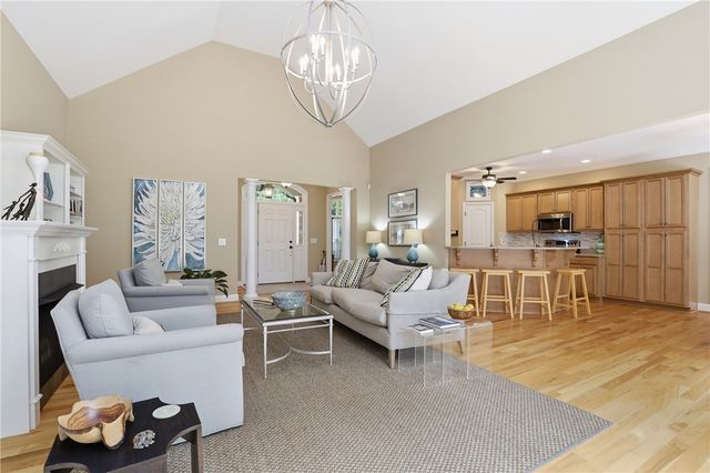6 Westwind Court, Salem, SC 29676