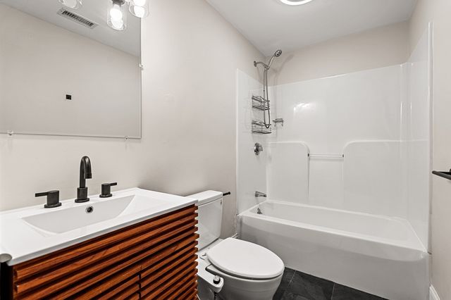 75 Mason St 2, Salem, MA 01970