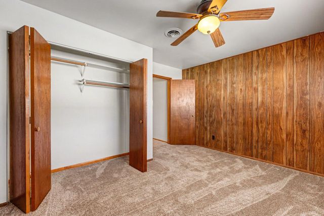 736 N Glenwood Avenue, Griffith, IN 46319