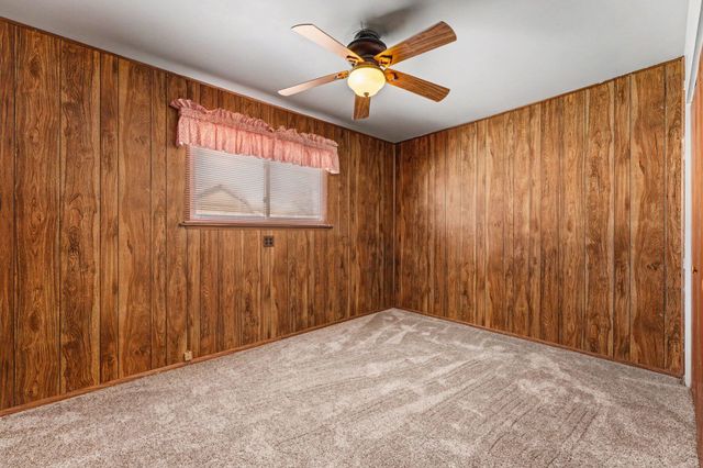 736 N Glenwood Avenue, Griffith, IN 46319