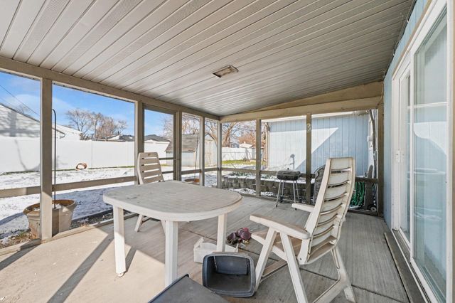 736 N Glenwood Avenue, Griffith, IN 46319