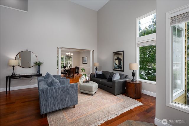 9702 S 230th Place, Kent, WA 98031