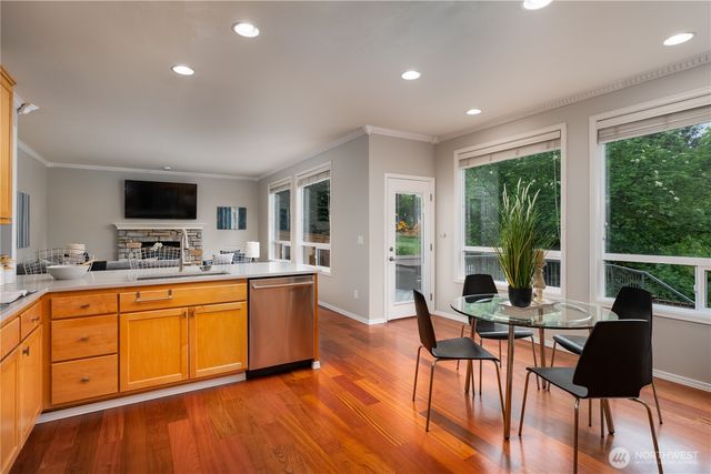 9702 S 230th Place, Kent, WA 98031