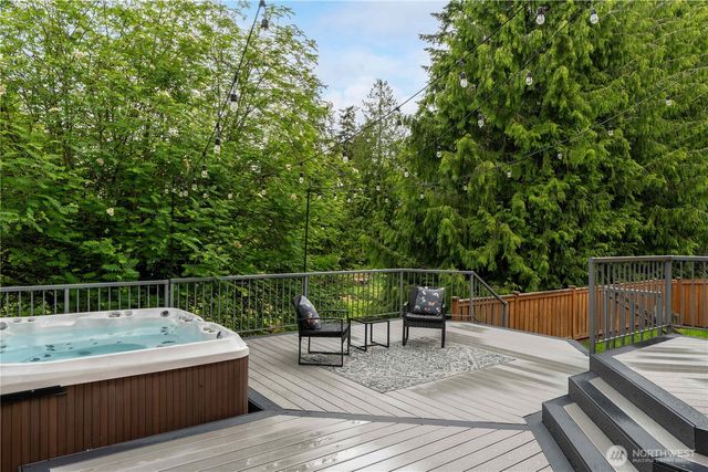 9702 S 230th Place, Kent, WA 98031