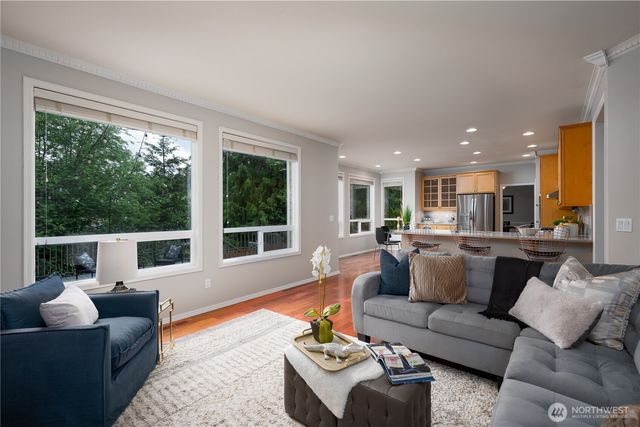 9702 S 230th Place, Kent, WA 98031