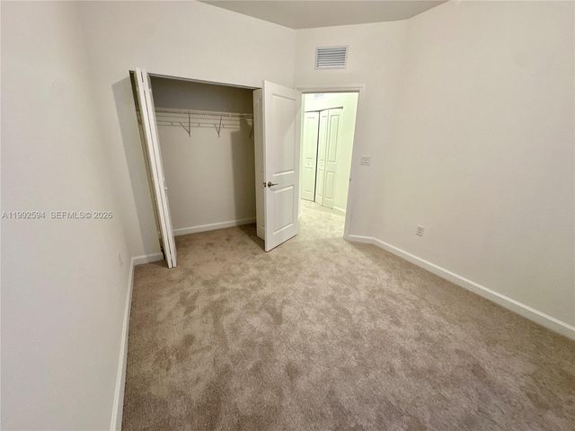 2867 SE 25th TER ., Homestead, FL 33035