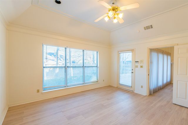 2411 Cross Timbers Trail, Arlington, TX 76006