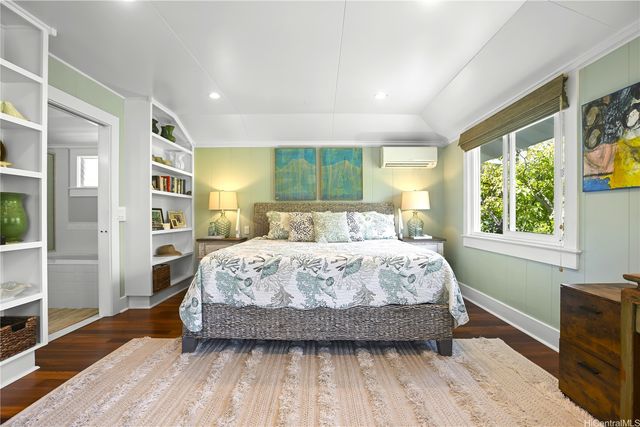 1414 Mokulua Drive, Kailua, HI 96734