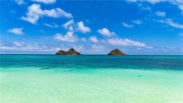 1414 Mokulua Drive, Kailua, HI 96734