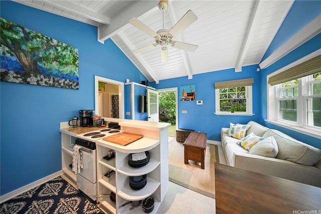1414 Mokulua Drive, Kailua, HI 96734
