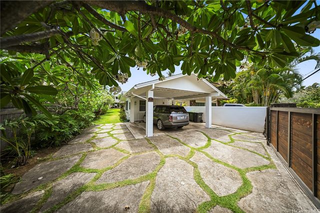 1414 Mokulua Drive, Kailua, HI 96734