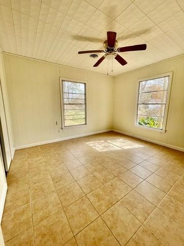 3190 Willowood Drive, Beaumont, TX 77703