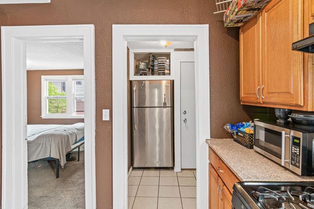 96 Winifred Street W, Saint Paul, MN 55107