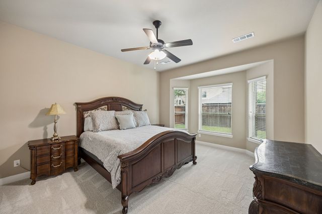 8218 Haltered Horse Lane, Frisco, TX 75036