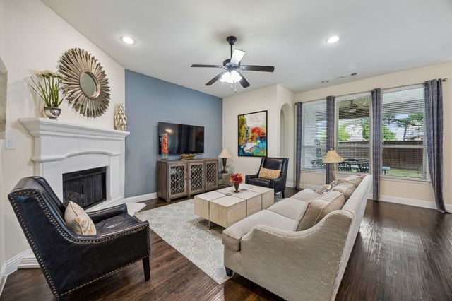 8218 Haltered Horse Lane, Frisco, TX 75036