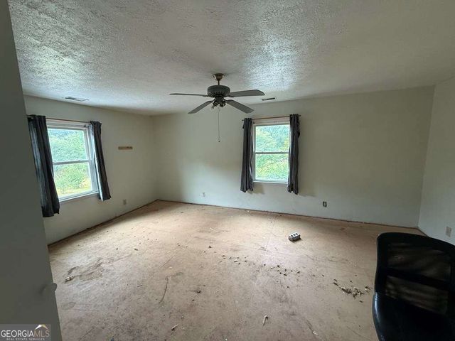 84 Wessmanor Circle, Bowdon, GA 30108