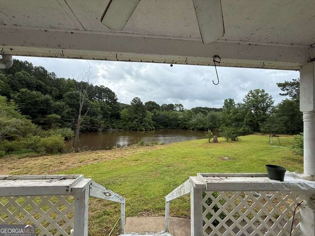 84 Wessmanor Circle, Bowdon, GA 30108