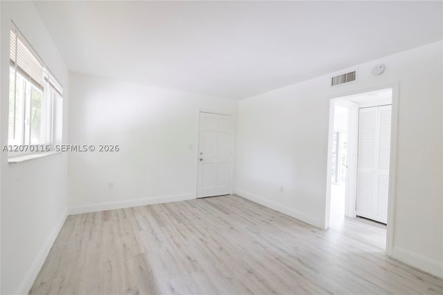 1091 SW 4th St 2, Miami, FL 33130