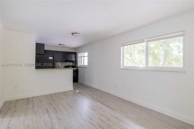 1091 SW 4th St 2, Miami, FL 33130