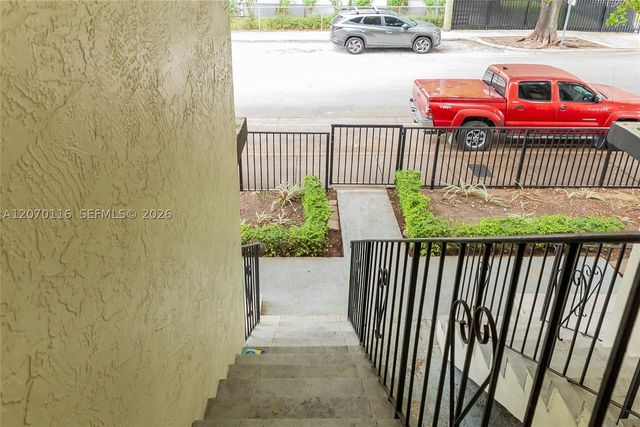 1091 SW 4th St 2, Miami, FL 33130