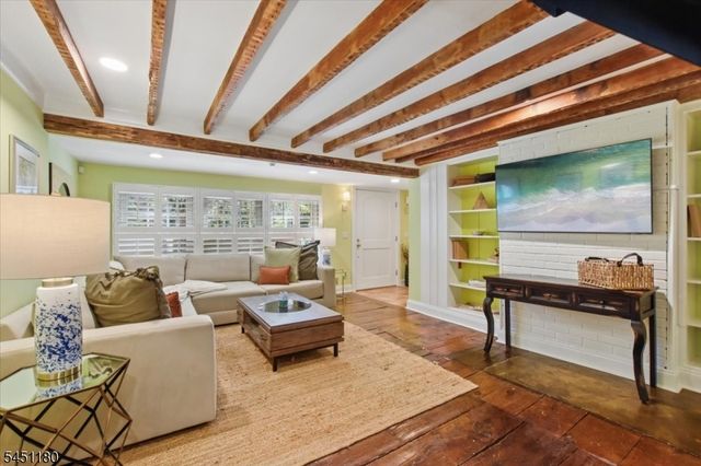 347 Drakestown Rd, Washington Twp., NJ 07853