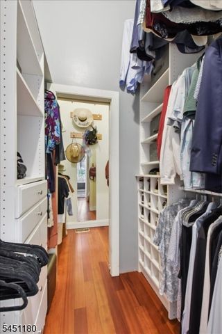 347 Drakestown Rd, Washington Twp., NJ 07853