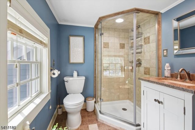 347 Drakestown Rd, Washington Twp., NJ 07853