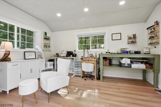 347 Drakestown Rd, Washington Twp., NJ 07853