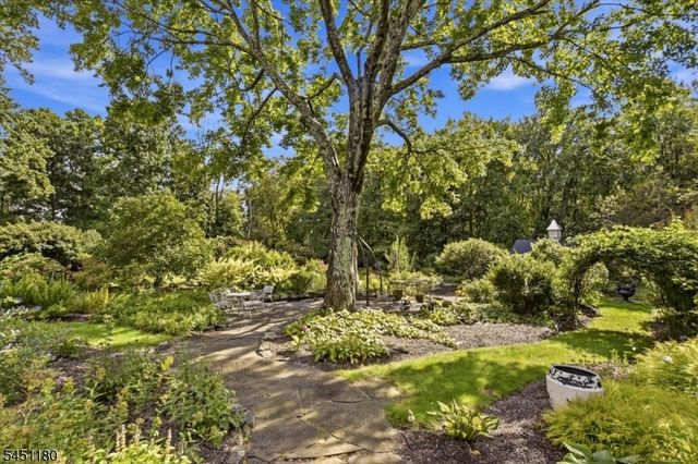 347 Drakestown Rd, Washington Twp., NJ 07853