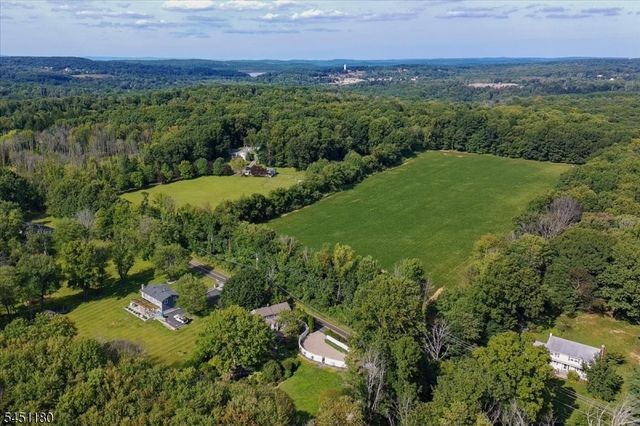 347 Drakestown Rd, Washington Twp., NJ 07853