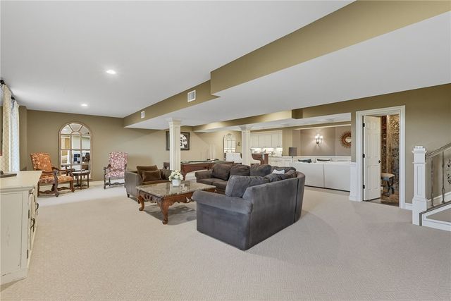 4040 Breckenridge Drive, Collier Twp, PA 15142