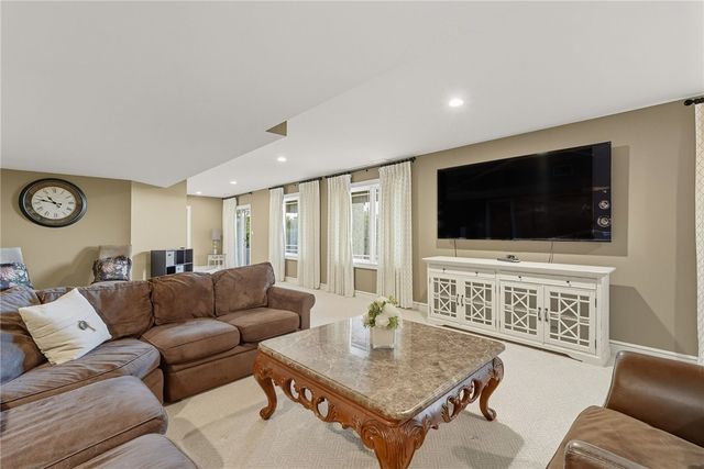 4040 Breckenridge Drive, Collier Twp, PA 15142