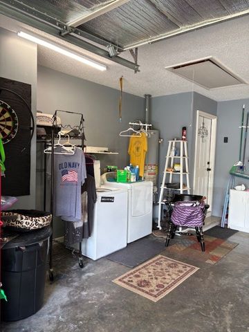 16 Town Rd, Fayetteville, TN 37334