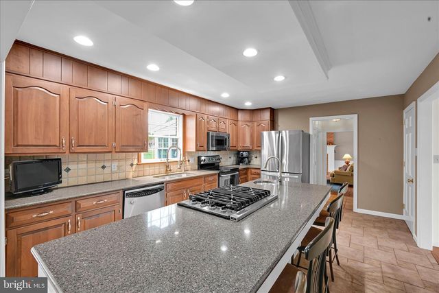 222 AUDREY DR, Lititz, PA 17543