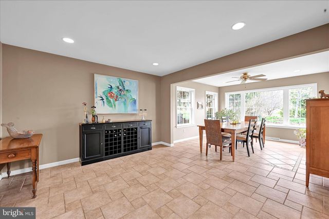 222 AUDREY DR, Lititz, PA 17543