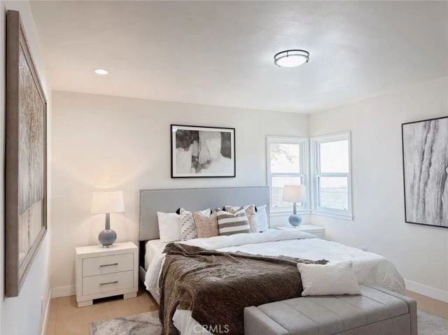11731 Alabama Street, Los Angeles, CA 90059