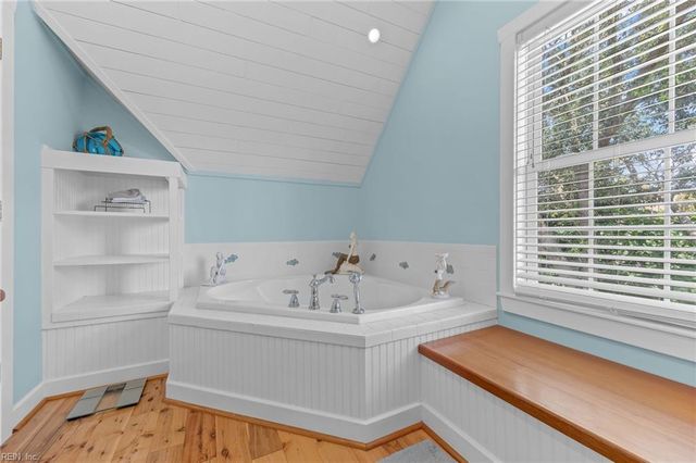 2228 Starfish RD, Virginia Beach, VA 23451